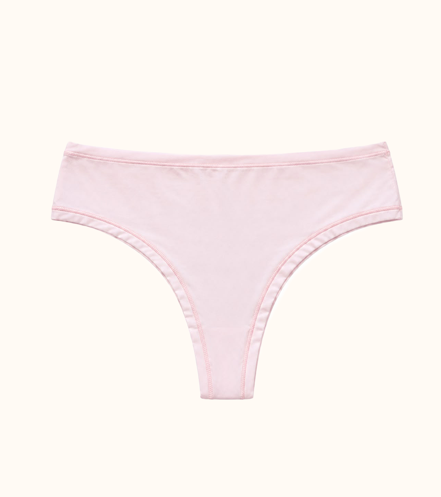 Daily Nuuds Thong Pembe